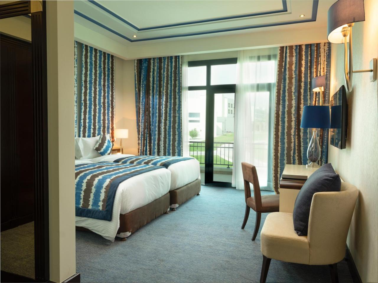 Retaj Salwa Resort & Spa Al Rayyan Exterior photo A room at the hotel