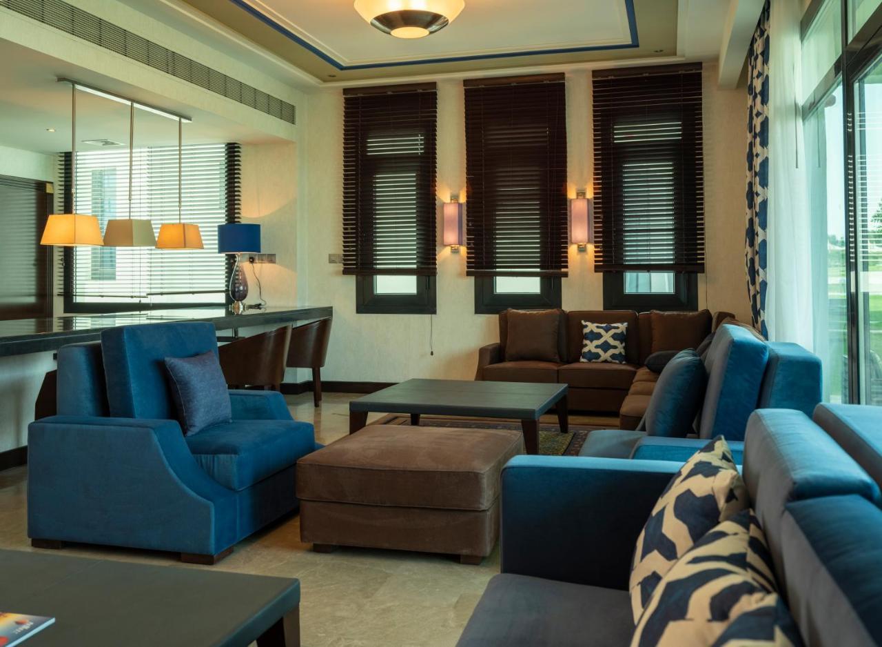 Retaj Salwa Resort & Spa Al Rayyan Exterior photo The Club at Changi Airport